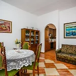 Διαμέρισμα Judita Near The Sea *