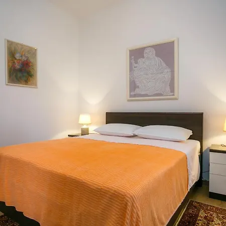 아파트 Apartments Judita Near The Sea 말린스카